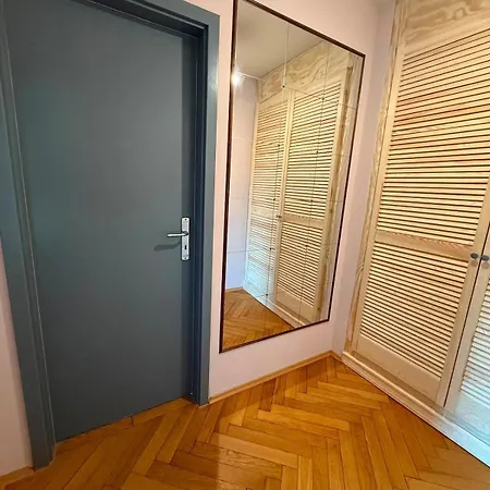 Kleine Gemütliche Dachgeschosswohnung * Rostock